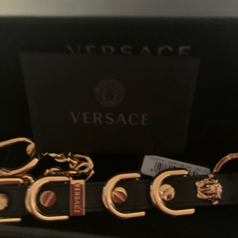 Designer Keychain - Picture 2 of 12